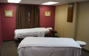 Sister Rosalind Highland St.Paul Location - Couples Massage Room